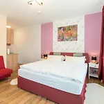 Weingut Pawis Apartament Freyburg