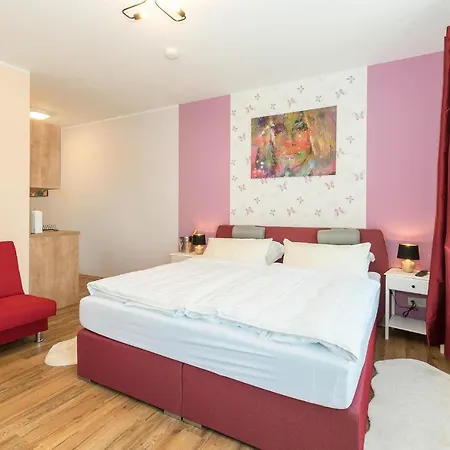 Weingut Pawis Apartament Freyburg
