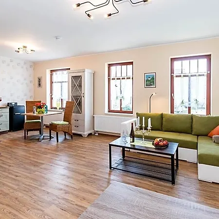 Weingut Pawis Apartament *