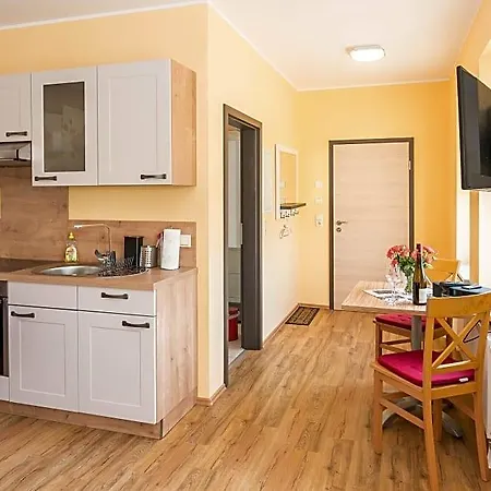 Apartament Weingut Pawis *